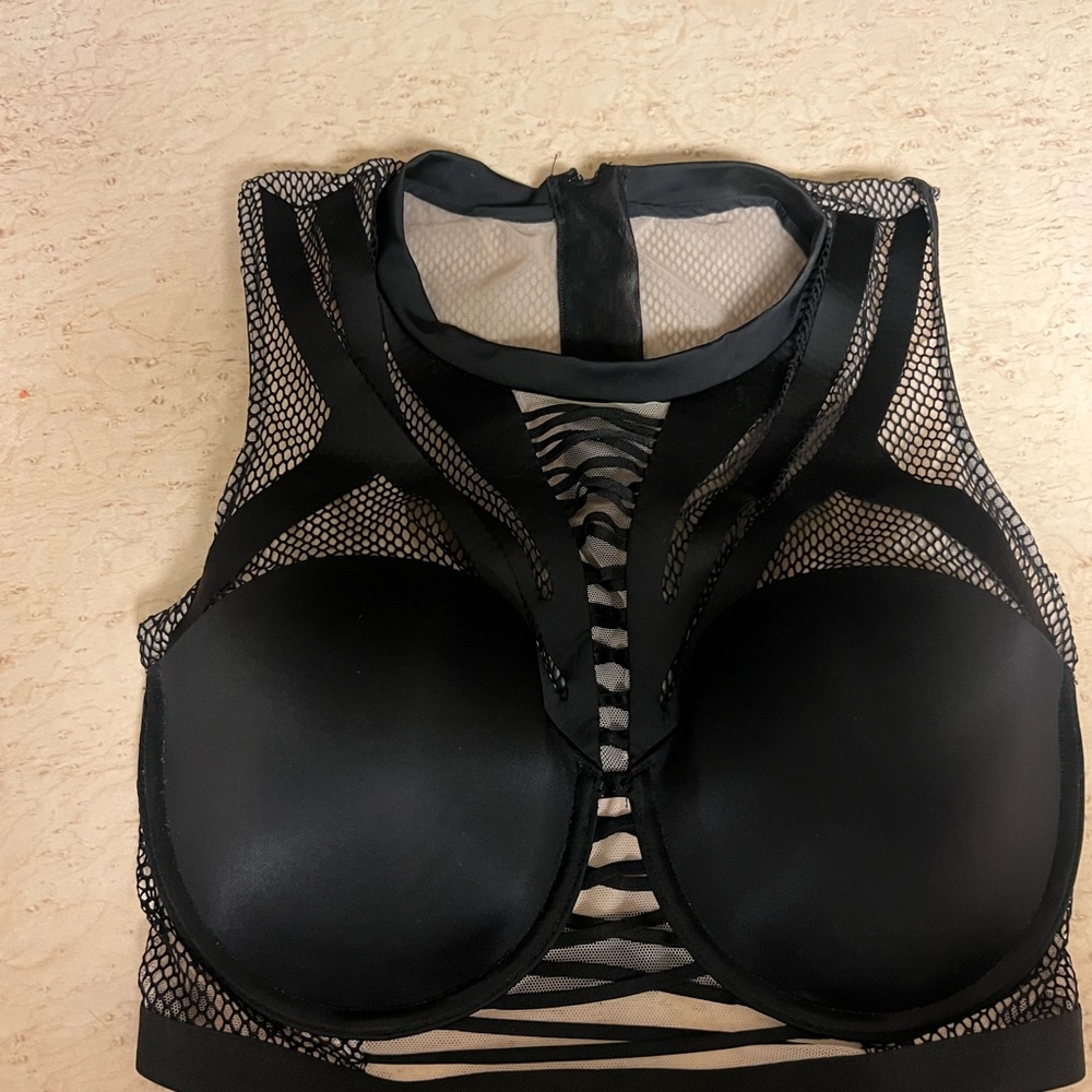 Victoria's Secret Black and Cream Lace Detail